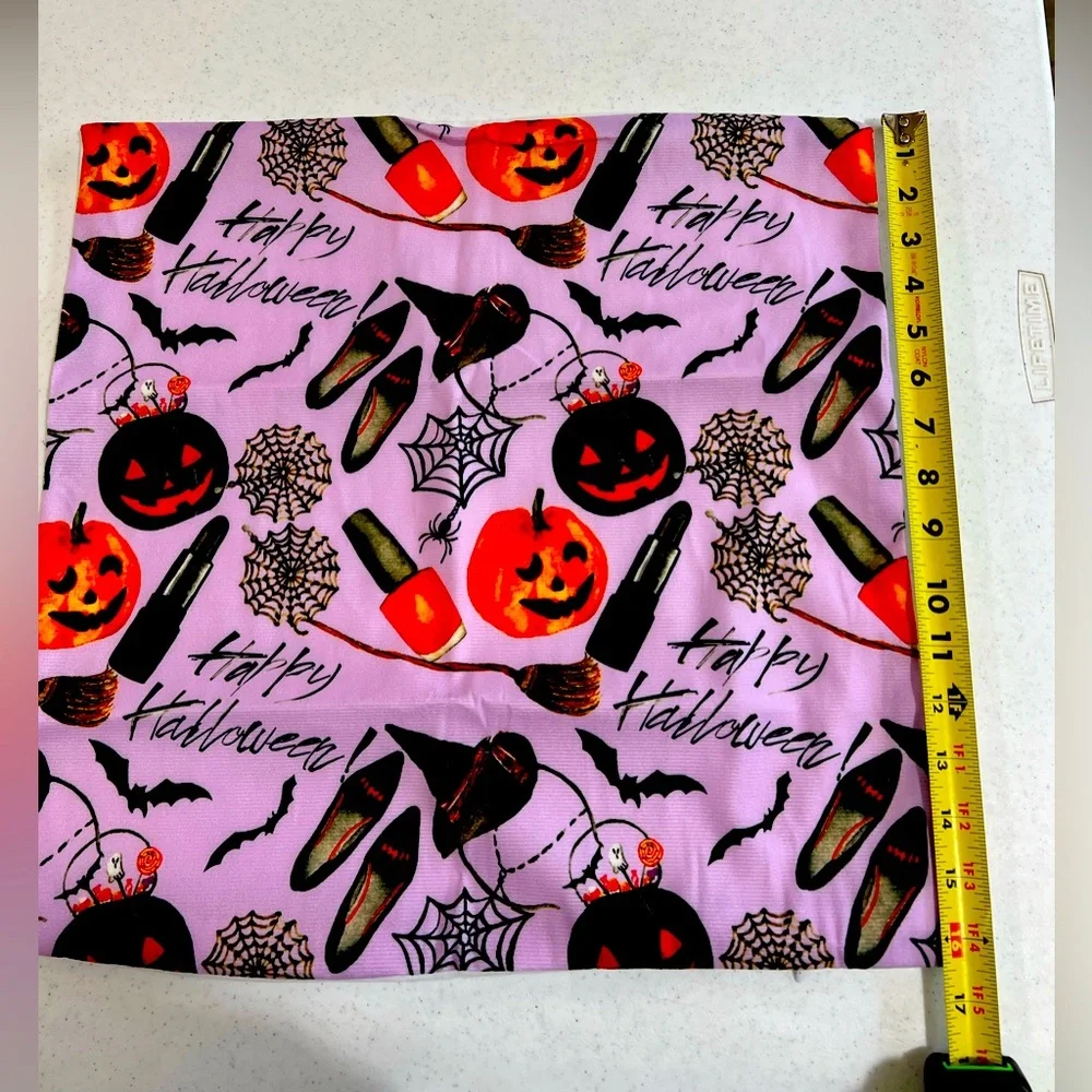 Set of 2 Halloween Print Pillow Cases